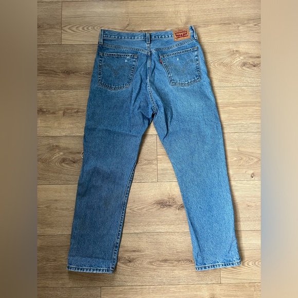 Levi’s 501 Jeans - Picture 2 of 3